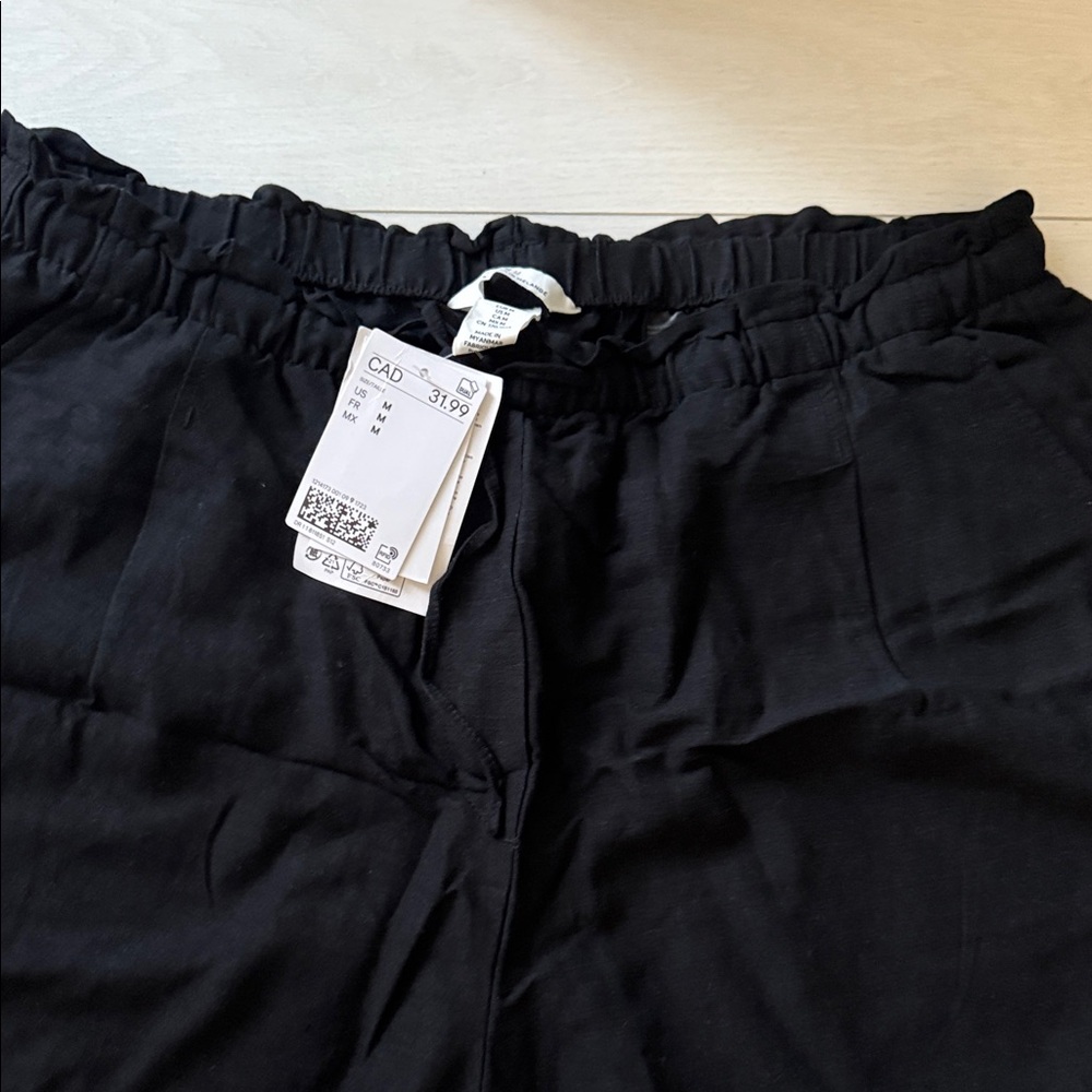 Shorts - Picture 4 of 4